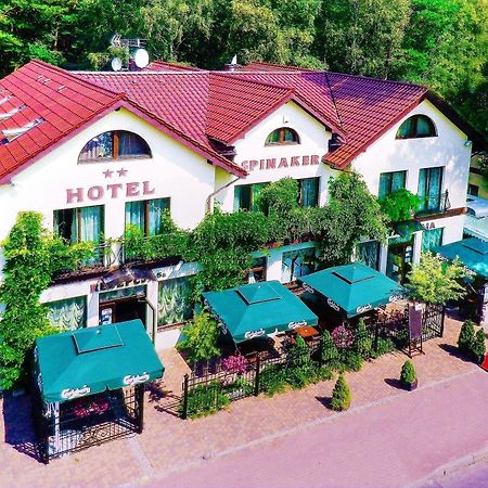 Hotel Spinaker Leba Bagian luar foto