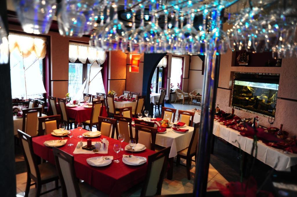Hotel Spinaker Leba Bagian luar foto