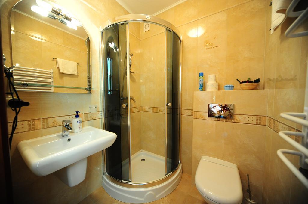 Hotel Spinaker Leba Bagian luar foto