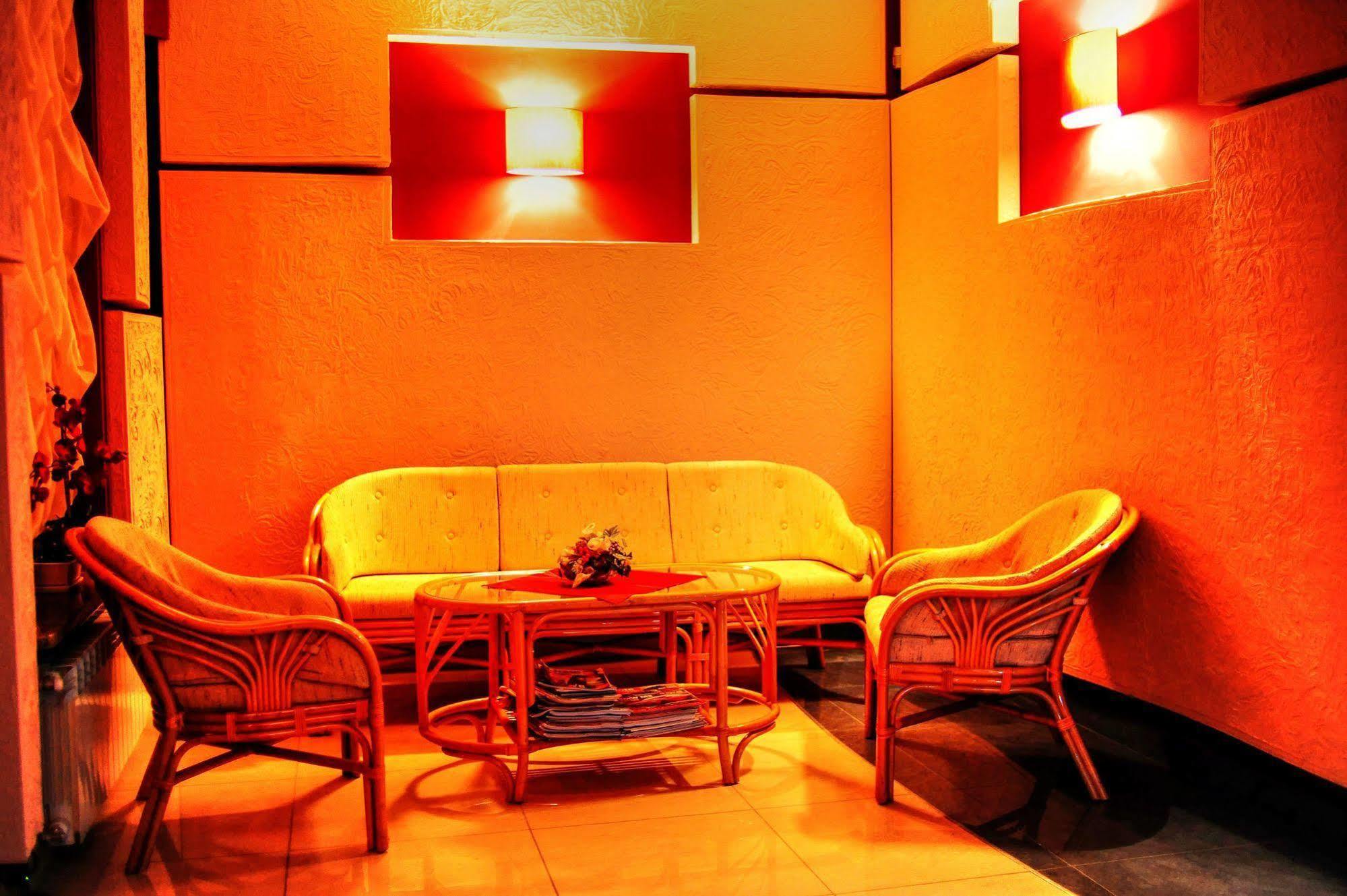 Hotel Spinaker Leba Bagian luar foto