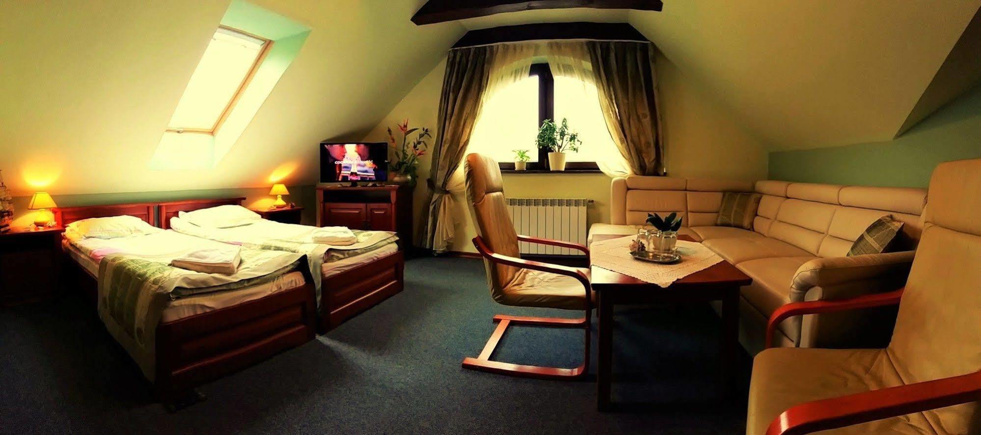 Hotel Spinaker Leba Bagian luar foto