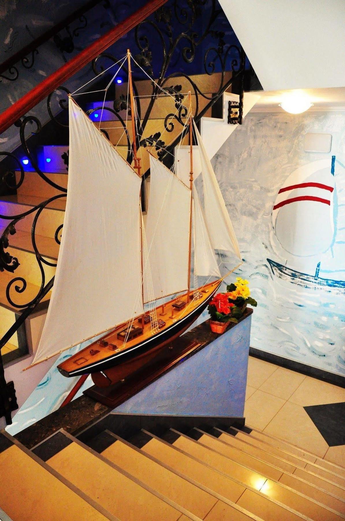 Hotel Spinaker Leba Bagian luar foto